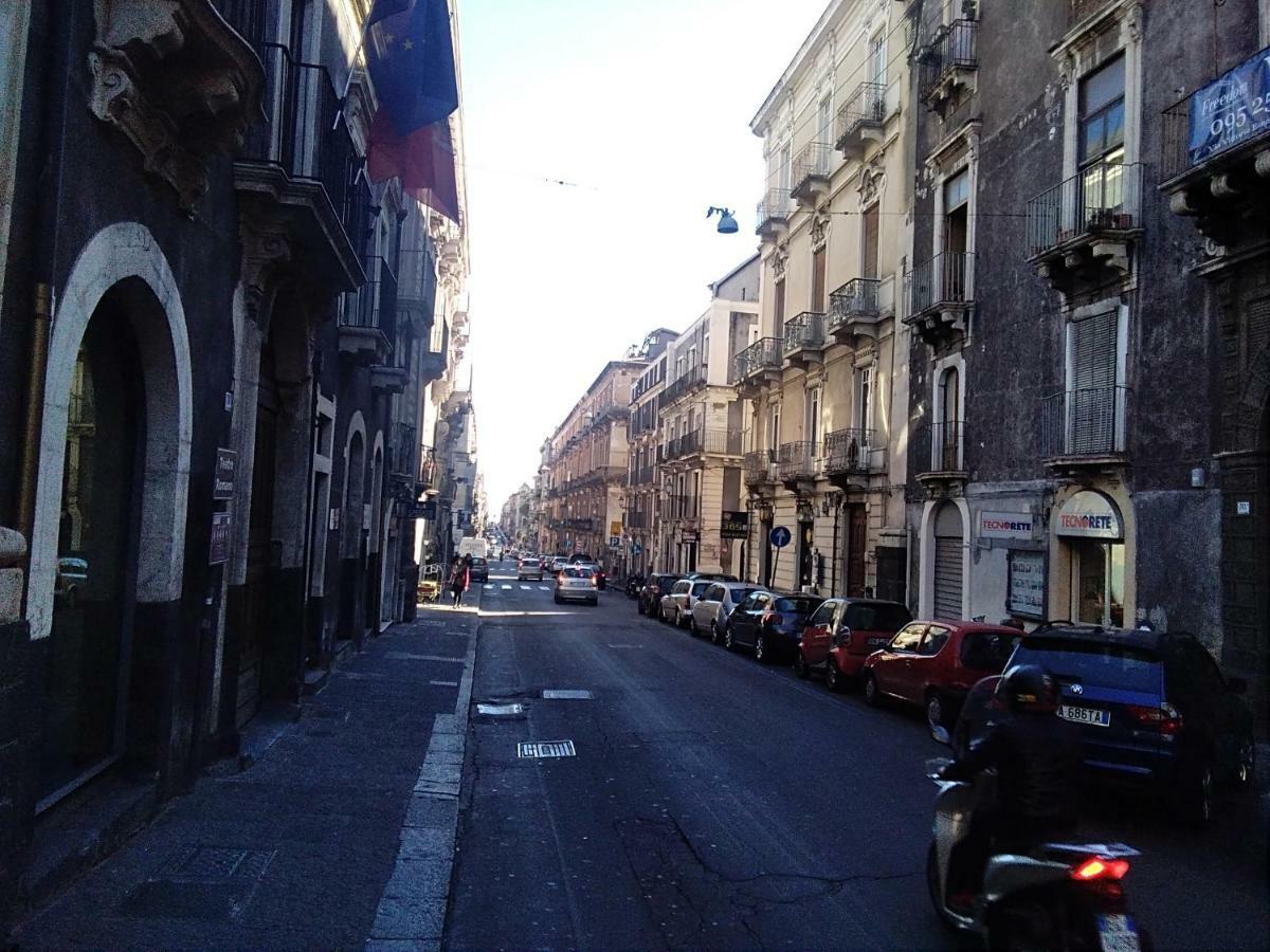 Casa Romans, Via Della Palma, 63 Lejlighed Catania Eksteriør billede
